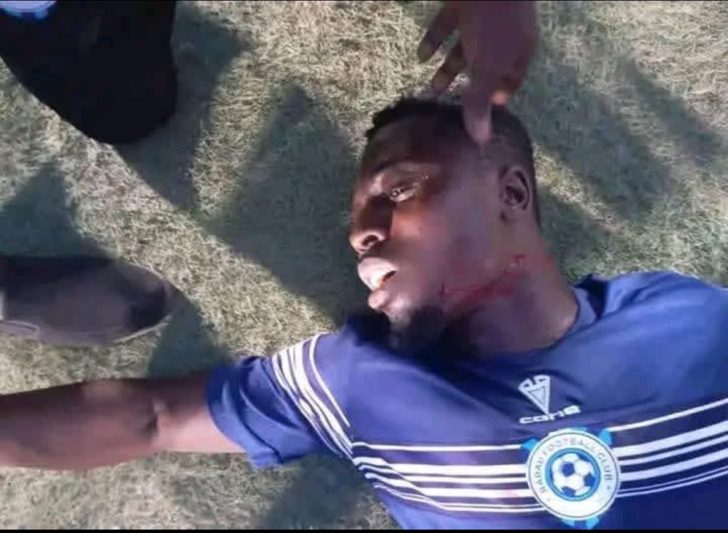 Ghanaian Footballer’s Throat Slit by Katsina United Fans During Nigerian League Match 5 img 8863